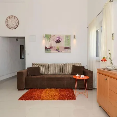 In With Sea View, Balcony, Air Conditioning, Wifi 91-2 Seget Vranjica